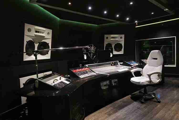 Solid State Logic Sets the Pace for prolific rapper Future and Atlanta’s 5 Star Production Studios